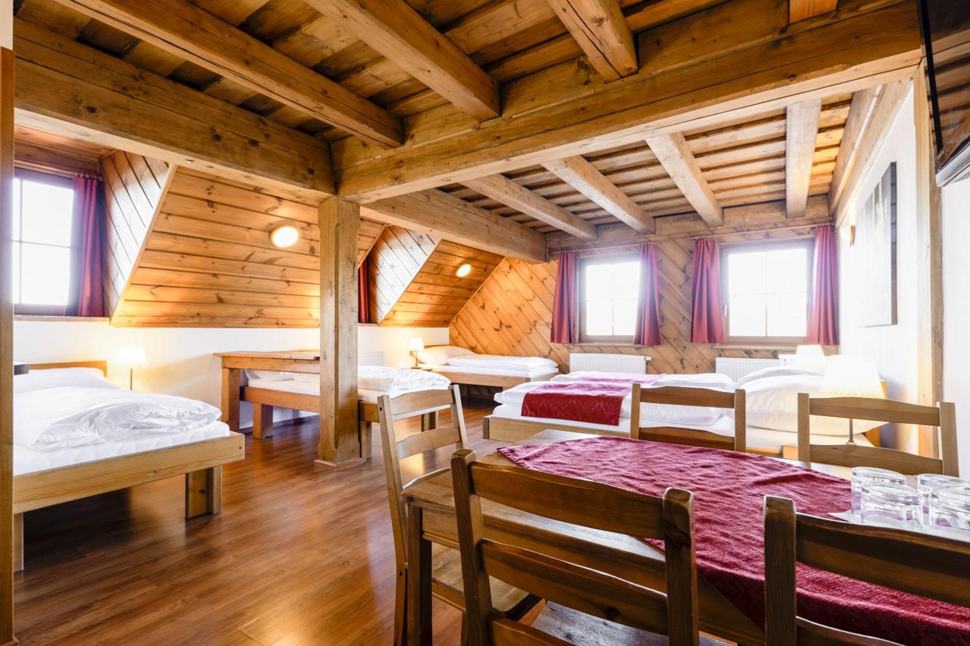 Hotel Leyla Frymburk Exteriör bild
