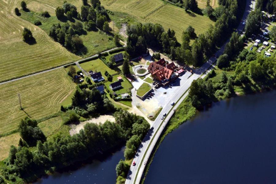 Hotel Leyla Frymburk Exteriör bild